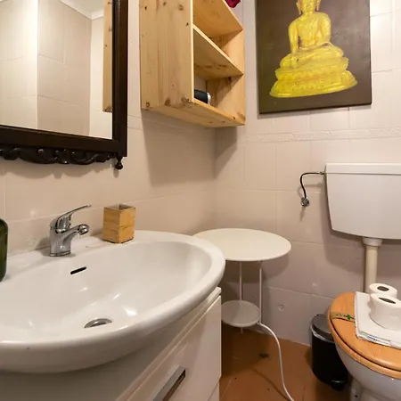 Apartment In Bairro Alto 3 - Charm Lisbon