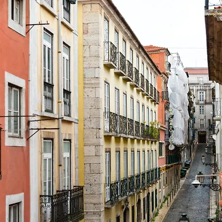 Apartment In Bairro Alto 3 - Charm Lisbon