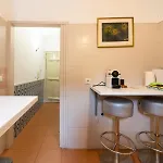 In Bairro Alto 3 - Charm *